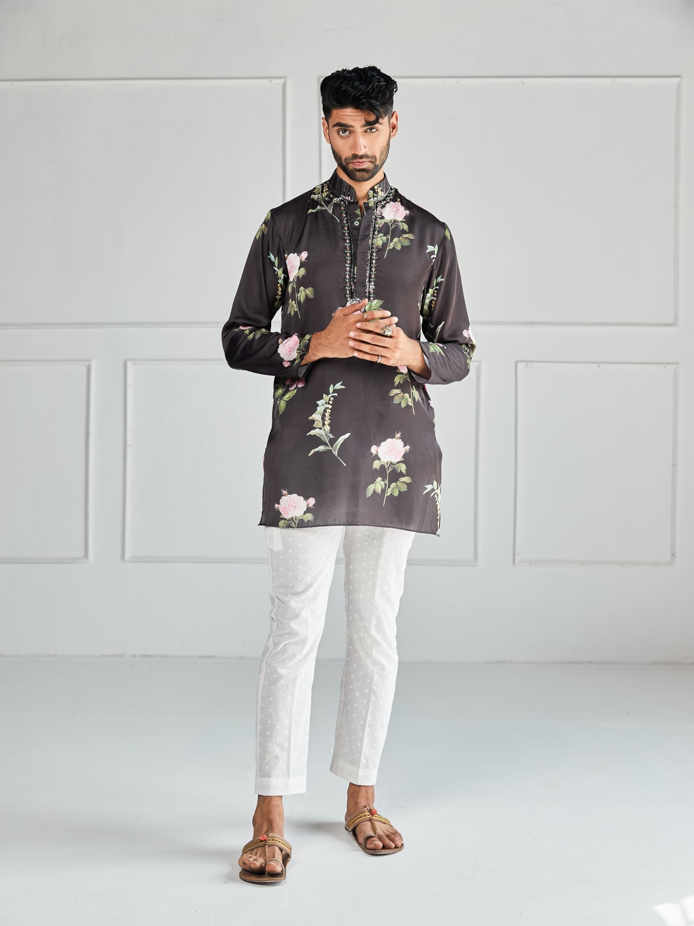 Julian kurta