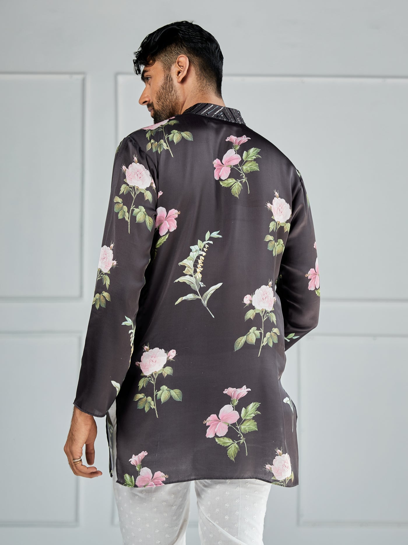 Julian kurta