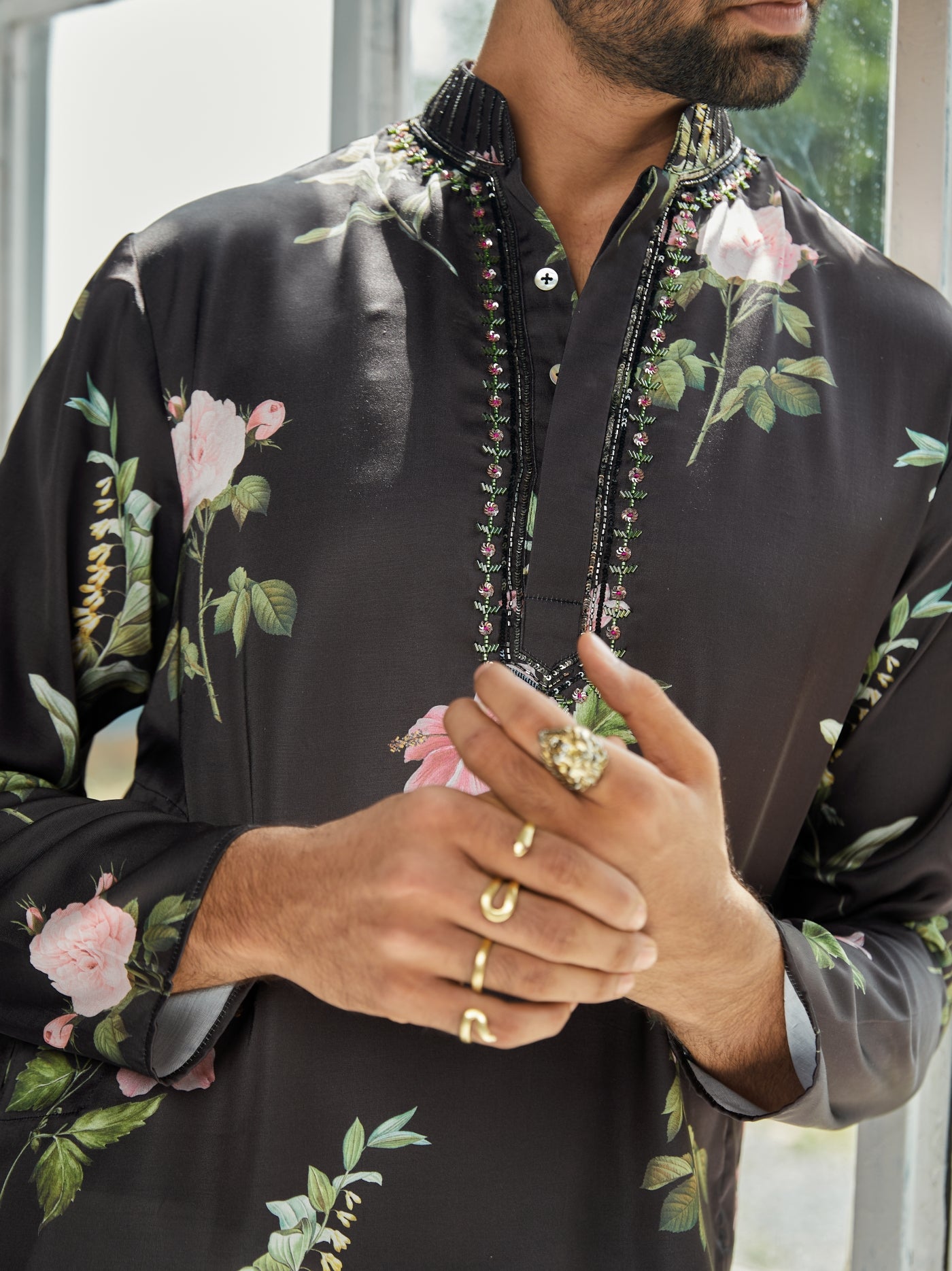 Julian kurta