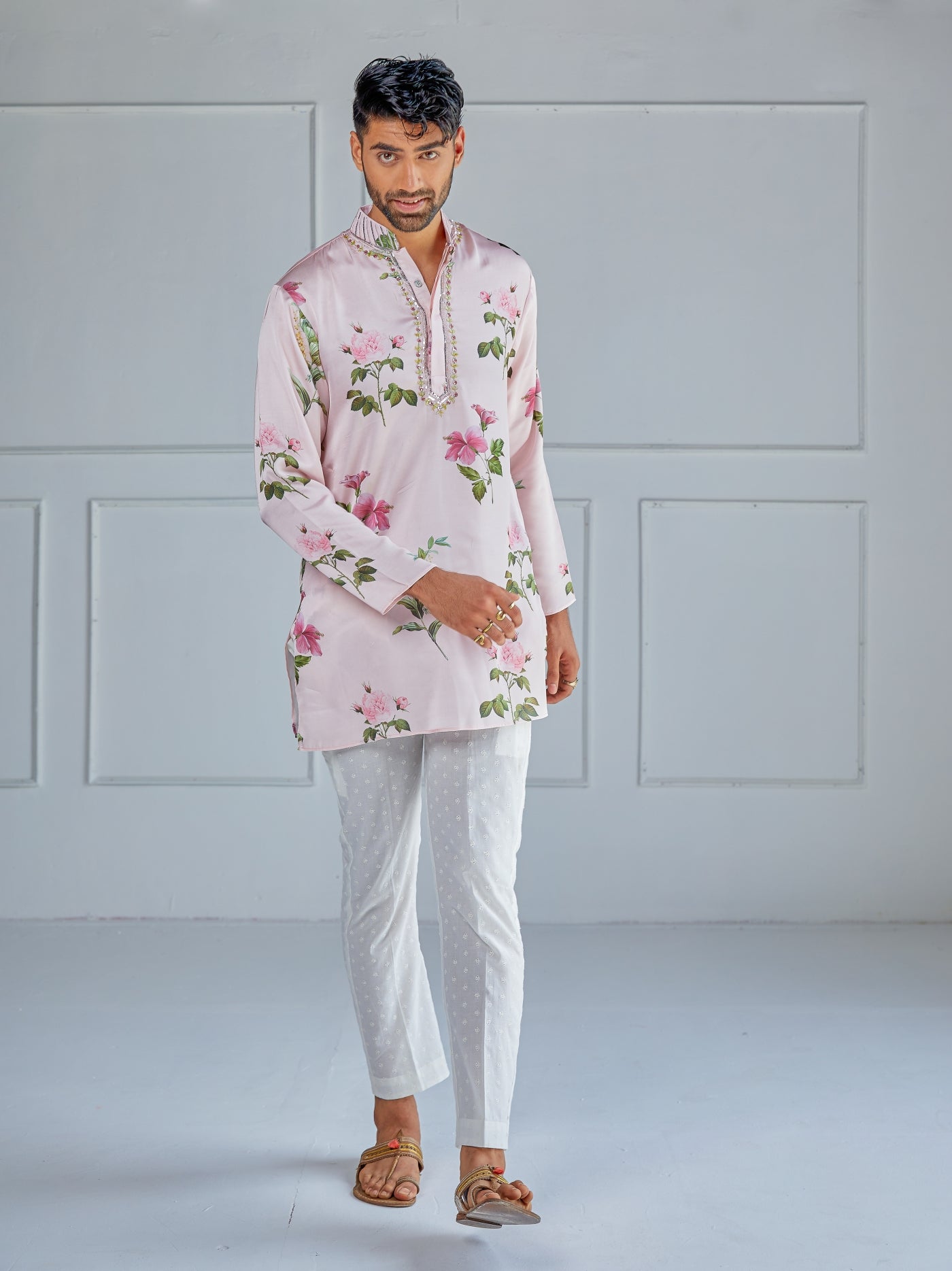 Julian kurta