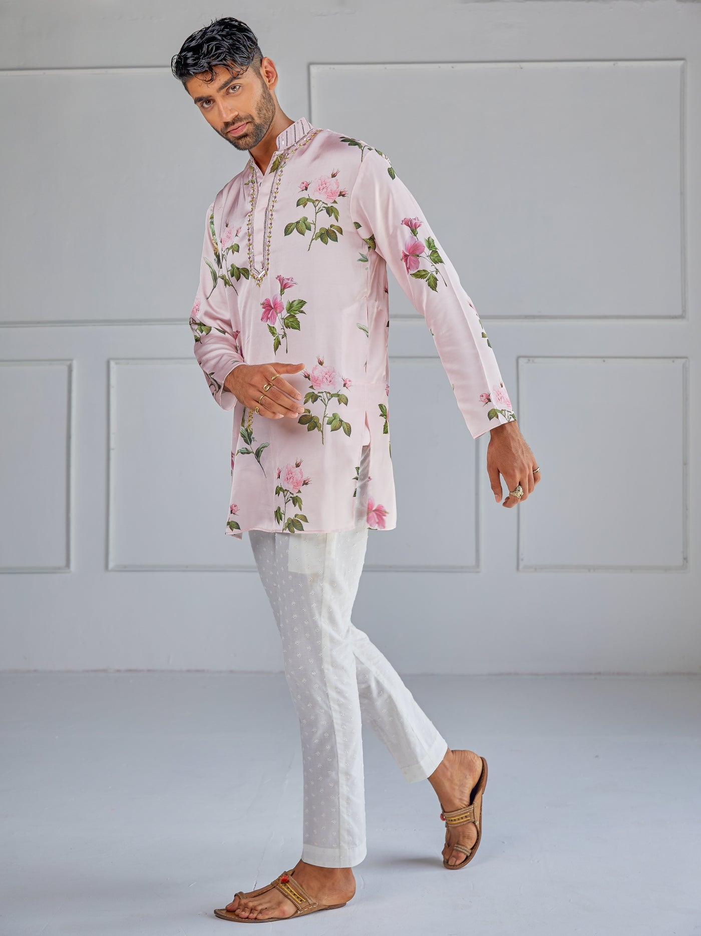 Julian kurta