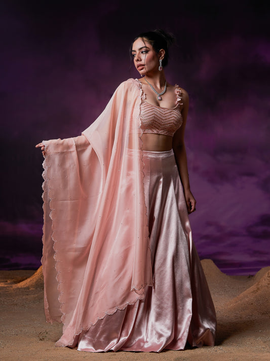 Komolika lehenga